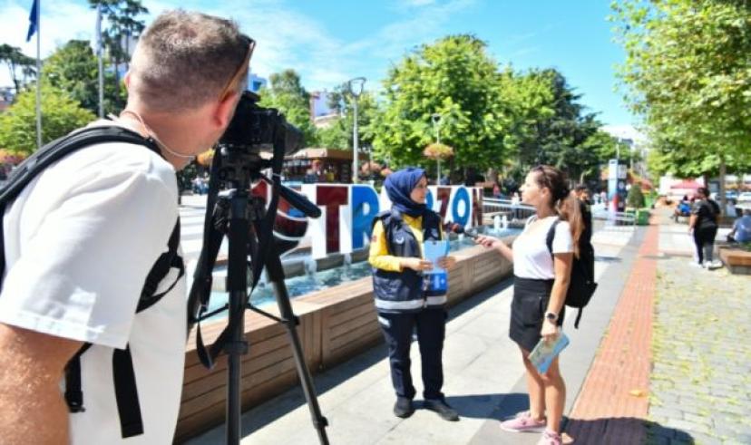 Turizm Zabıtası Slovak Gazetecilere şehri tanıttı