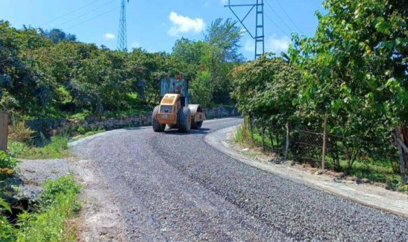 Ünye Başköy’de yol çalışması