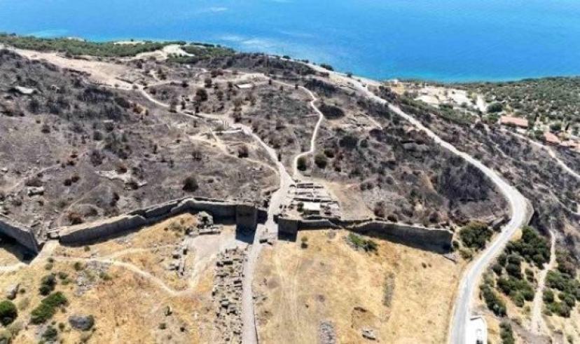 Assos Antik Kenti’nde 1500 yıllık iğnelik bulundu
