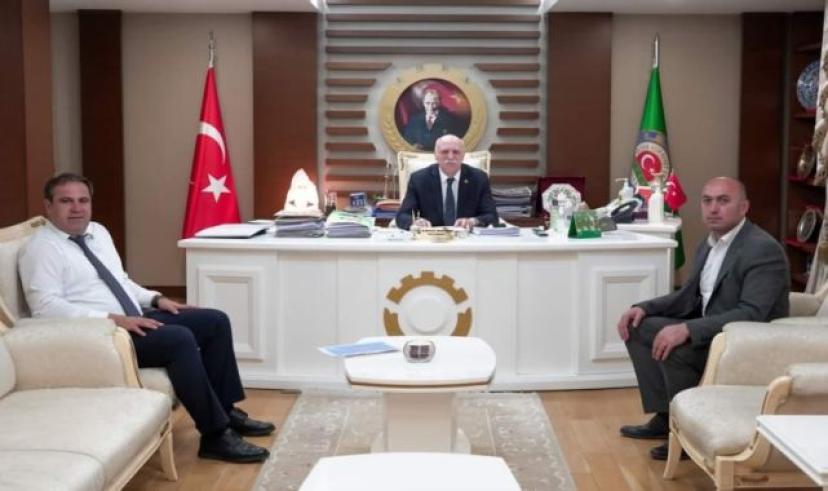 Başkan Akar’dan TZOB Genel Başkanı Şemsi Bayraktar’a ziyaret