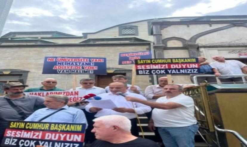 Beşikdüzü 4 yıllık fakülte ve adliye sarayı istiyor