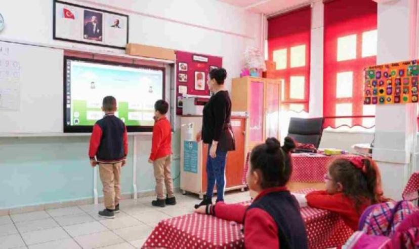 Eğitim yılı başladı: 20 milyon öğrenci ve 1.2 milyon öğretmen okula döndü