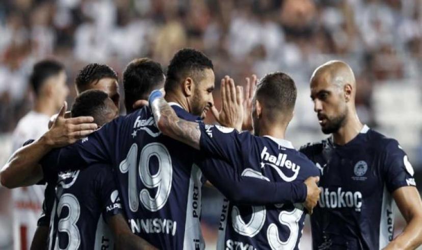 Fenerbahçe, Antalyaspor deplasmanında rahat kazandı