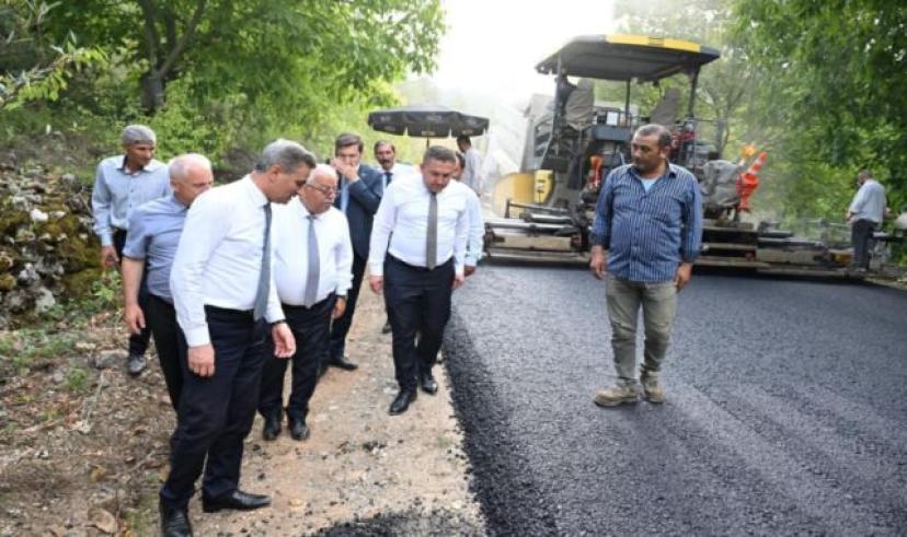 İbişler köyü sıcak asfalt çalışmaları