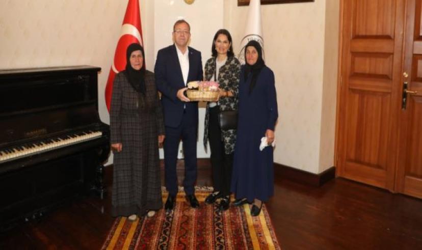 Karakale Köyü Kadın Kooperatifi’nden Vali Ziya Polat’a Ziyaret