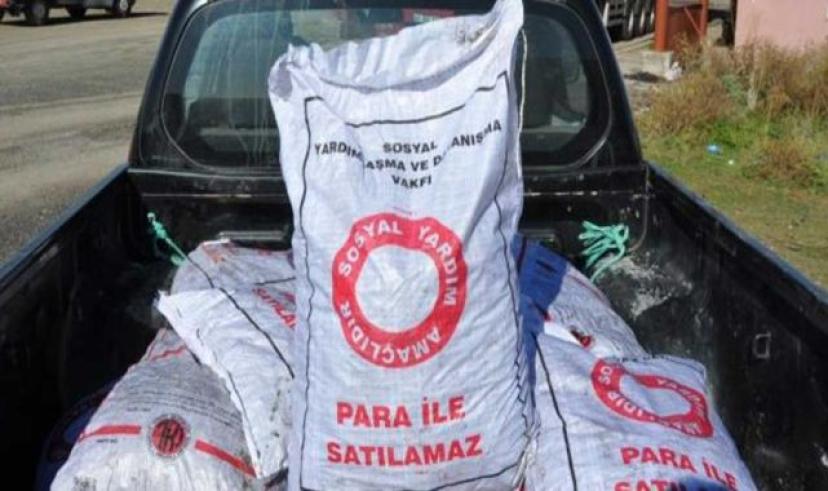 Kars’ta, ihtiyaç sahibi ailelere kömür yardımı başladı