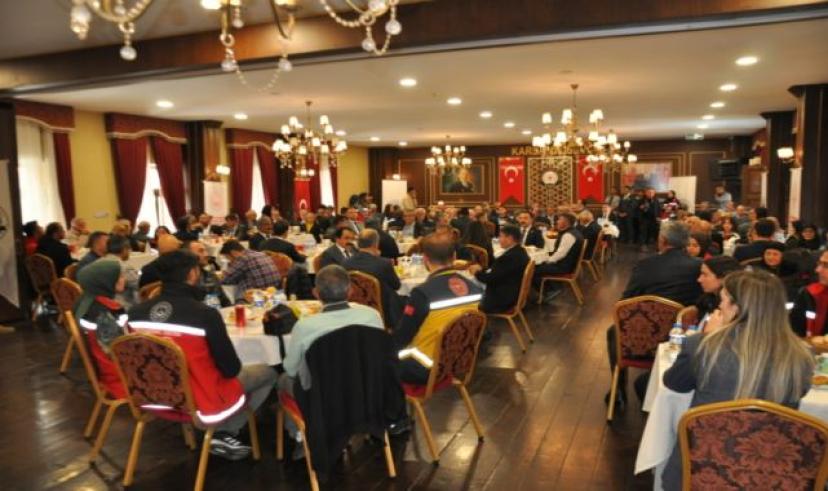 Kars’ta Kahraman Gaziler onuruna yemek düzenlendi