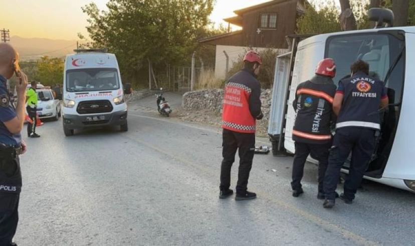 Kazada Yaralandı, Önce Sürücü Arkadaşıyla Tartıştı Sonra Ayakkabısının Derdine Düştü – Medya Rota