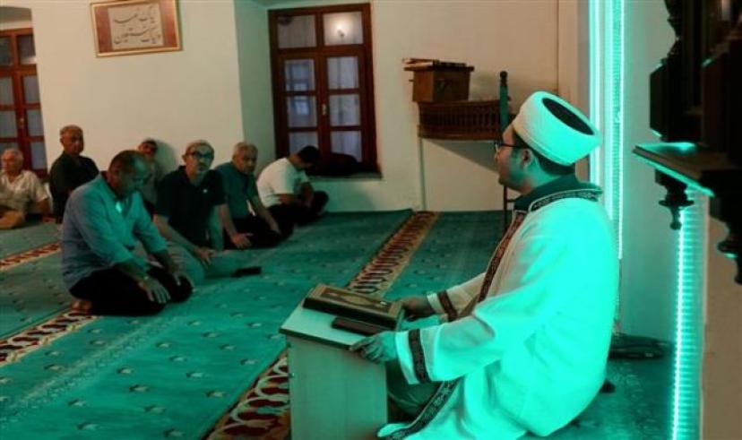 Mevlid-i Nebi Gecesi dualarla idrak edildi