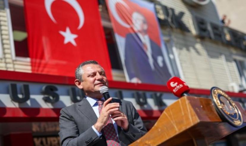 Özgür Özel: “Mikroba ‘Sen neden hastalık yapıyorsun’ diye hesap soramazsınız, mikrop mikroptur”