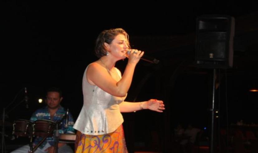 Sanatçı Dilek Türkan Fethiye’de sahne alacak