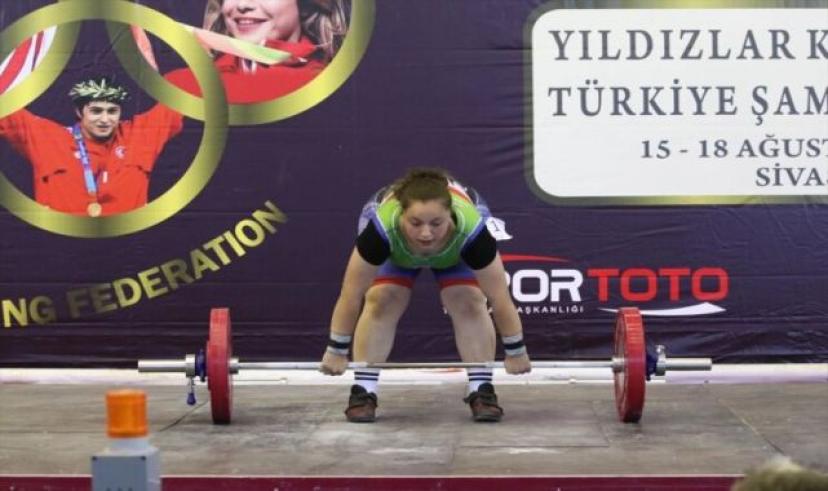 Yıldız Kulüpler Türkiye Halter Şampiyonası Sivas’ta başladı