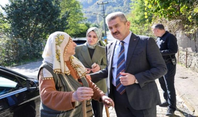 Artvin Valisi Ergün sınır bölgesinde incelemelerde bulundu