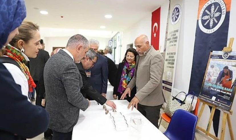 ARÜ’de “Anadolu Seramikleri Sempozyumu” düzenlendi