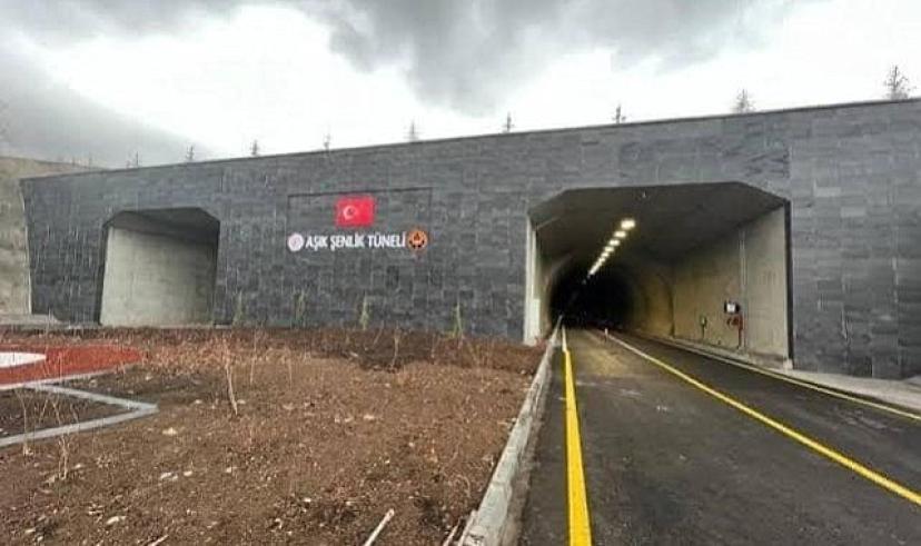 Aşıkşenlik Tüneli’nin ikinci tüpü ulaşıma açıldı
