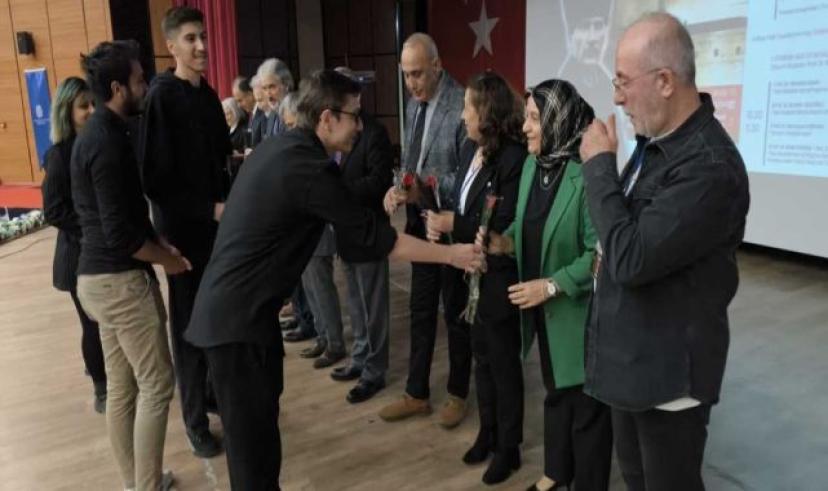 “Atatürk’ün Kars’ı ziyaretinin 100. Yılı ve Anadolu Zaferi” konulu sempozyum düzenlendi