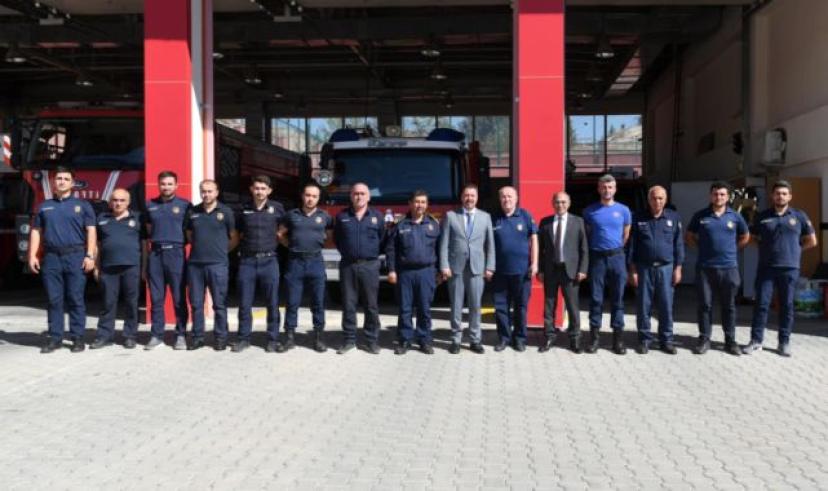 Beypazarı Belediye Başkanı Özer Kasap’tan itfaiye amirliğine ziyaret