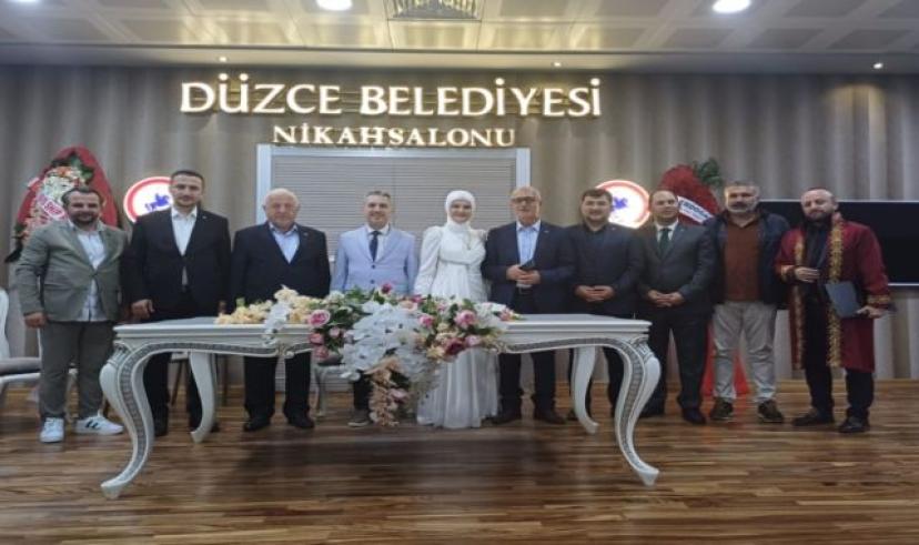 Bu nikahta “siyaset” rafa kaldırıldı, sevgi ve dayanışma vurgulandı