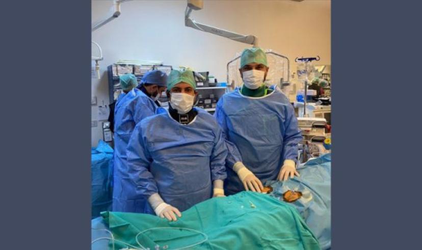 Canlı yayında ameliyatsız aort kapağı değiştirildi