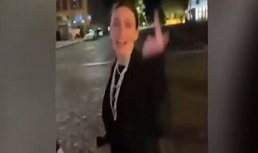 Diyarbakır’da bir kadın yorgun merminin hedefi oldu