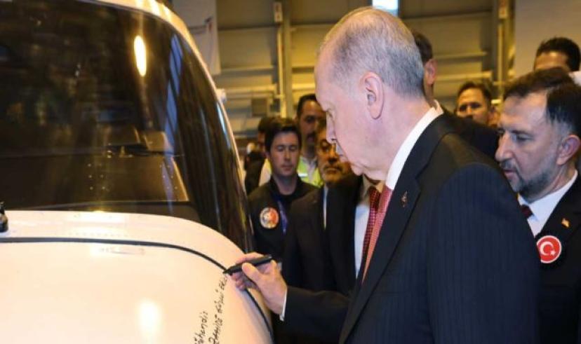 GÖKBEY Helikopteri Jandarma’ya teslim edildi: “Ne kadar iftihar etsek az”