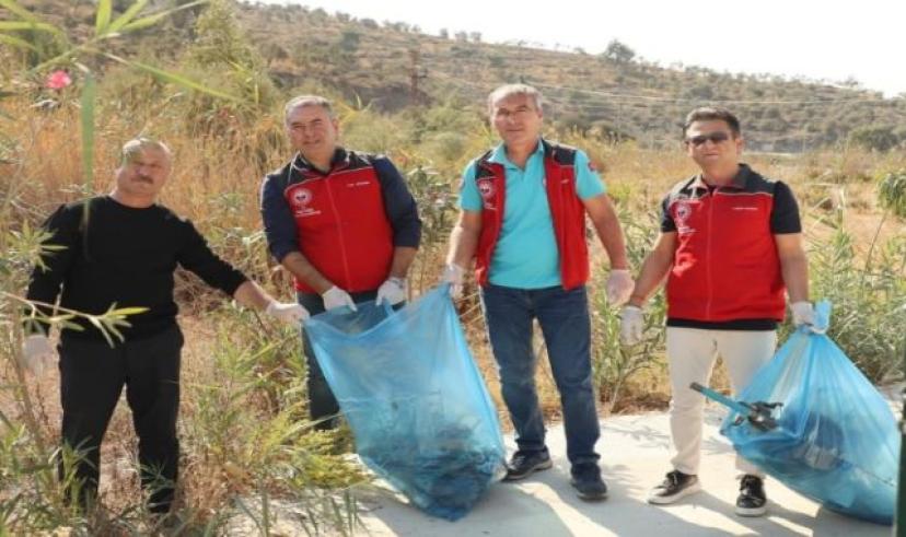 Güllük Lagünü’nde çevre temizlik etkinliği düzenlendi