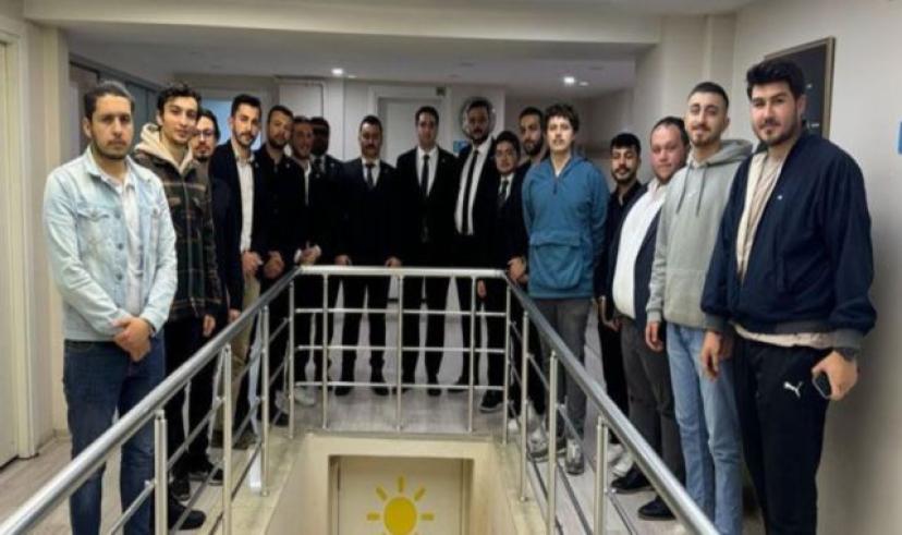 Isparta İyi Parti Gençlik Kolları Başkanı ve yönetimi istifa etti