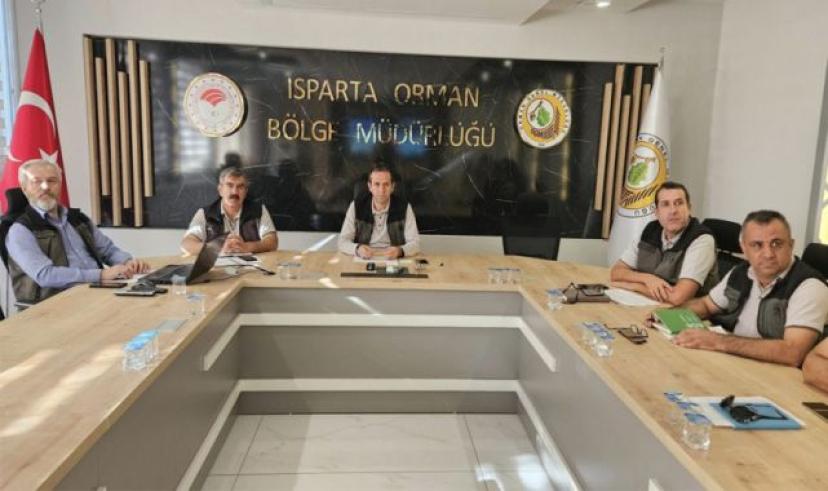 Isparta’da orman yangınlarıyla mücadele değerlendirme toplantısı yapıldı
