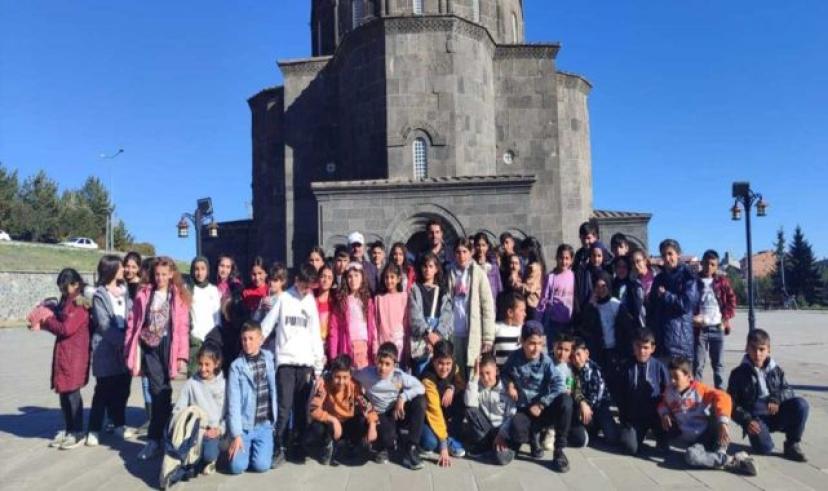 KAFKAS Projesi’nde Selimli köy çocukları Kars’ı tanıyor!