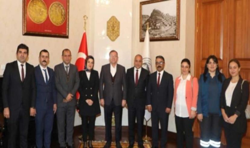 Kars Valisi Ziya Polat, PTT’nin kuruluş yıldönümü kutladı