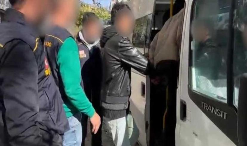 Kars’ta Afganistan uyruklu 6 düzensiz göçmenler yakalandı