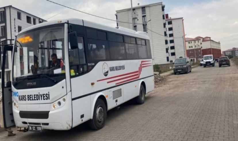 Kars’ta erkek yurtlarına servis hizmeti başladı