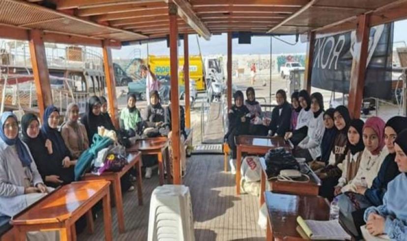 Kaş’ta Kur-an bülbülleri tekne turunda bir araya geldi
