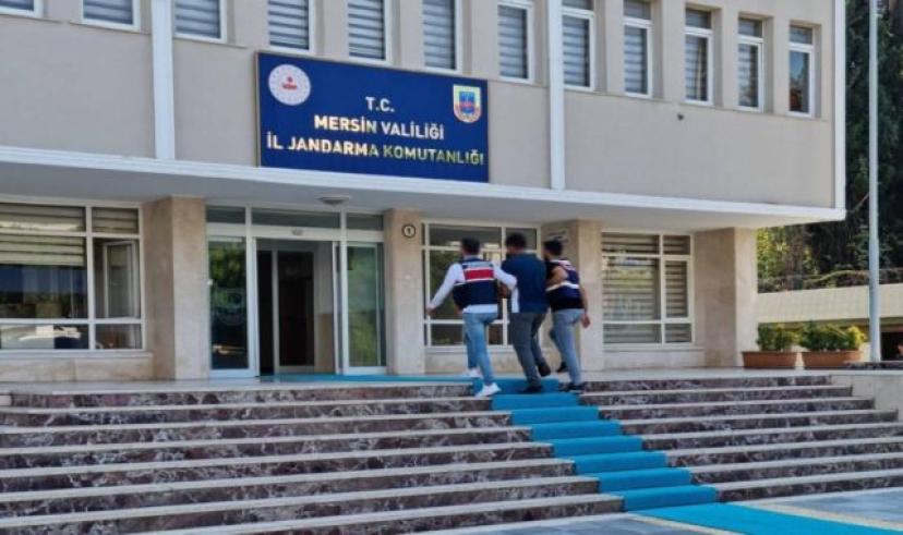 Mersin’de jandarmadan FETÖ operasyonu: 6 yıl 3 ay hapis cezası bulunan şüpheli tutuklandı