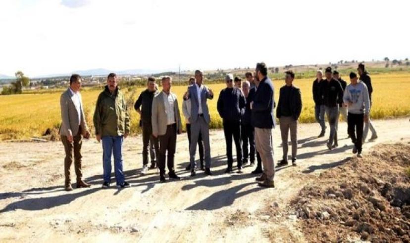 Milletvekili Gider, çiftçilerle buluştu, zarar gören tarım arazilerini inceledi