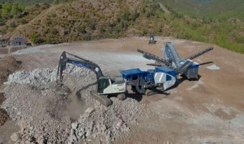 Muğla Büyükşehir Belediyesinden Marmaris’e mobil konkasör