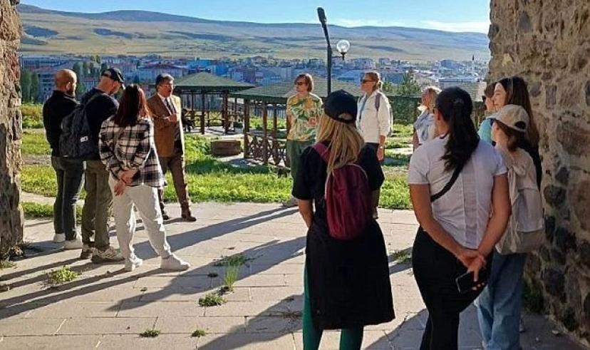 Rus turist kafilesi, Ardahan’ı gezdi