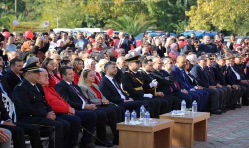 Sapanca’da Cumhuriyet kutlamaları ilgi gördü