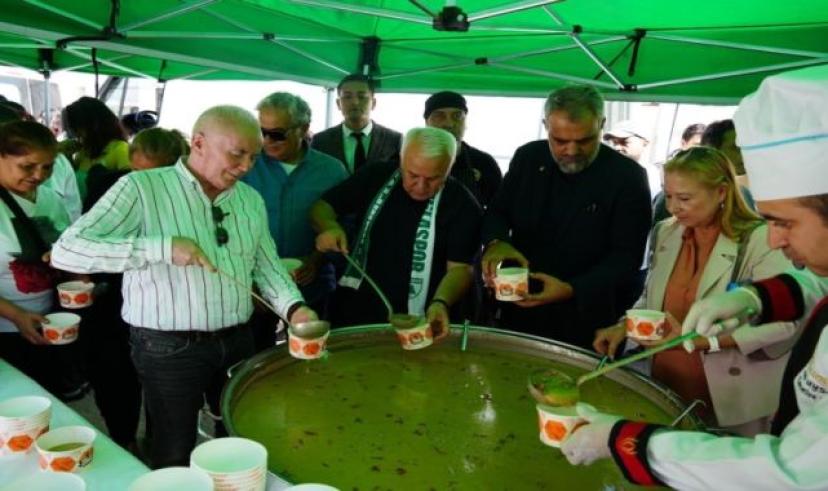 Tarhana kazanları Saburhane’de kaynadı