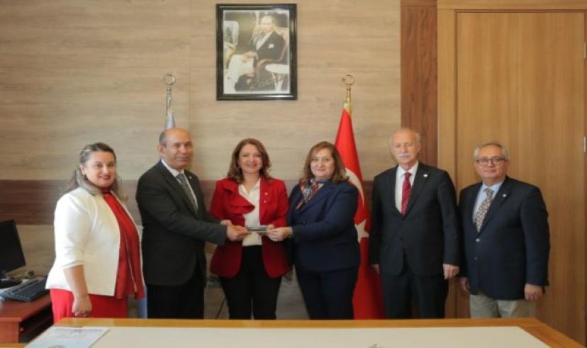 Trakya Üniversitesi Eczacılık Fakültesi’nde devir teslim