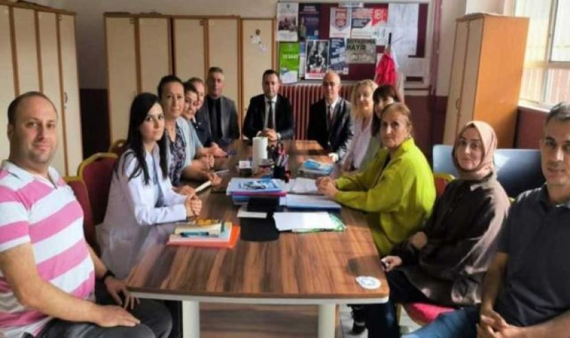 Vakfıkebir Kaymakamı Dr.Hacı Arslan Uzan, okulların mevcut durumunu inceledi