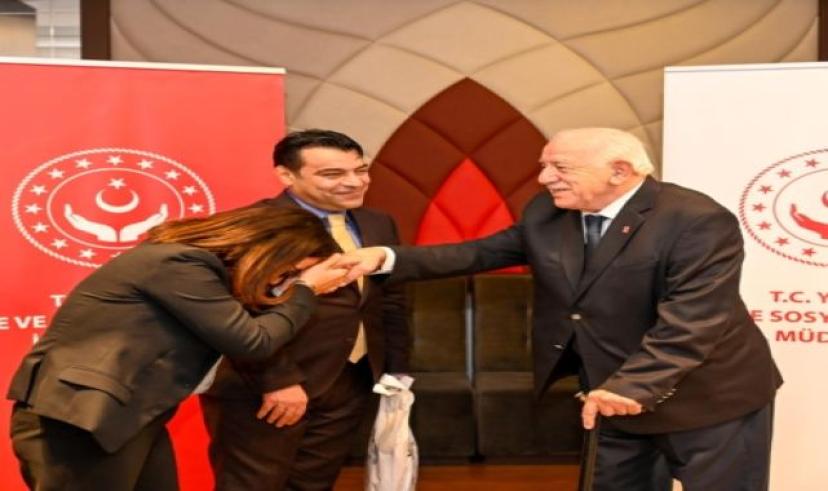 Vali Kaya: “Asırlık çınarlarımızın her daim yanındayız”