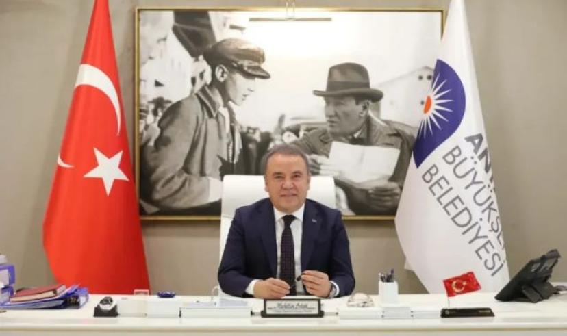 Antalya Büyükşehir Belediye Başkanı Muhittin Böcek’ten 10 Kasım mesajı
