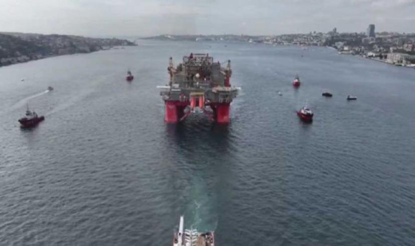 Dev sondaj gemisi geçişini tamamladı: İstanbul Boğazı gemi trafiğine yeniden açıldı