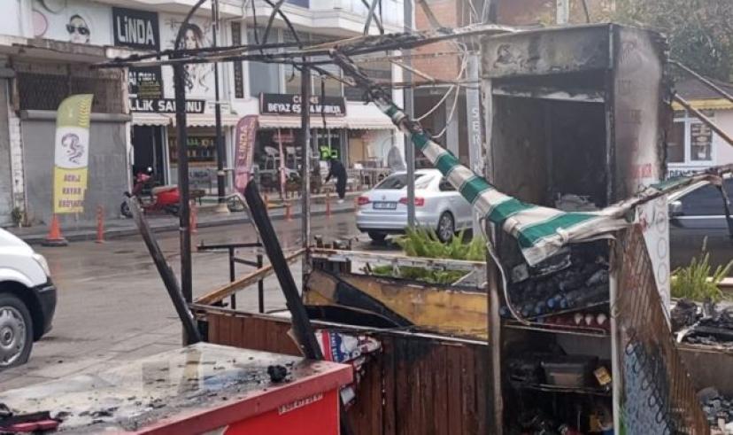 Ekmek teknesi gece küle döndü, sabah küle dönmüş işyerini gördü