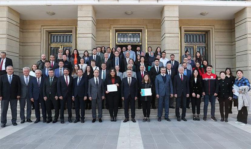 ”Ellerin Sesim Olsun” projesinin sertifika töreni yapıldı