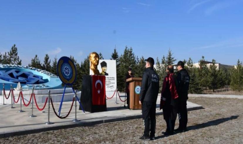 Kafkas Üniversitesinde “10 Kasım Atatürk’ü Anma” programı düzenlendi