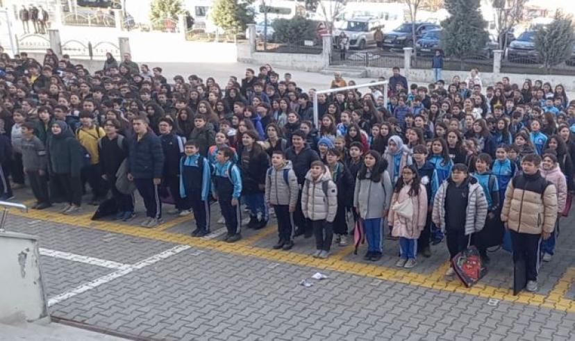 Okullar yeniden öğrencilerle doldu