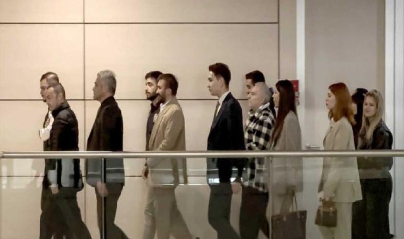 Serdar Ortaç ve Mehmet Ali Erbil’e ‘yasa dışı bahse teşvik’ operasyonunda ev hapsi cezası verildi