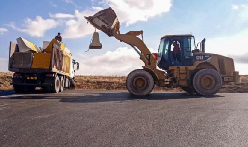 Van Büyükşehir güvenli yollar için iş başında